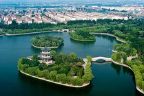 月湖公园景点天气实景图