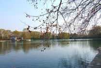 潍坊临朐老龙湾风景区景点天气实景图