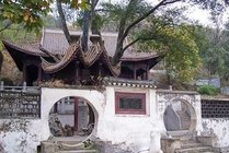 白乳泉公园景点天气实景图