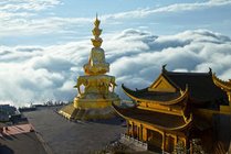峨眉山旅游风景区清音阁入口景点天气实景图