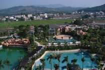聚龙湾天然温泉度假村景点天气实景图